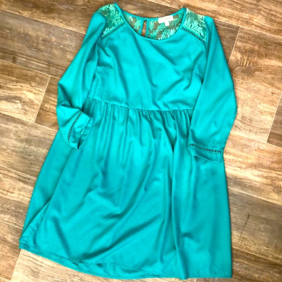 Dress - Picture 1 of 1